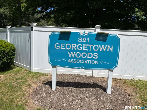 $250,000 | 391 Main Street, Unit 308, Deep River, CT 06417
