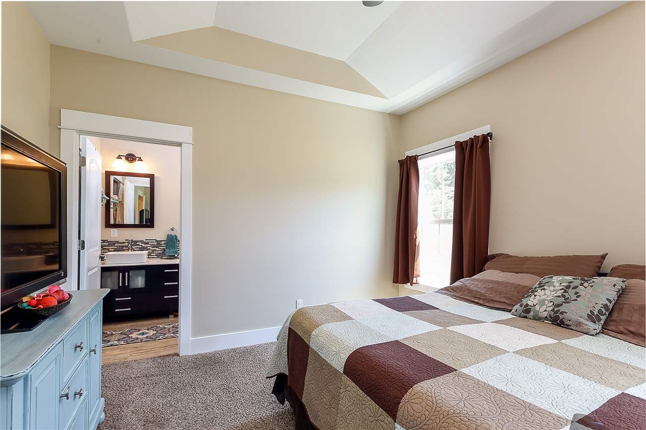 8677 Cedar Run Road Traverse City, MI 49685 - Photo 10 of 17 1865355-12.JPG