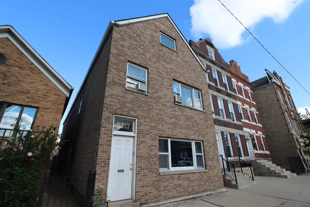 $589,000 | 3217 South May Street, Chicago, IL 60608