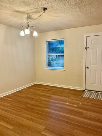 $1,950 | 415 Parkdale Drive, Unit 16E, Charleston, SC 29414