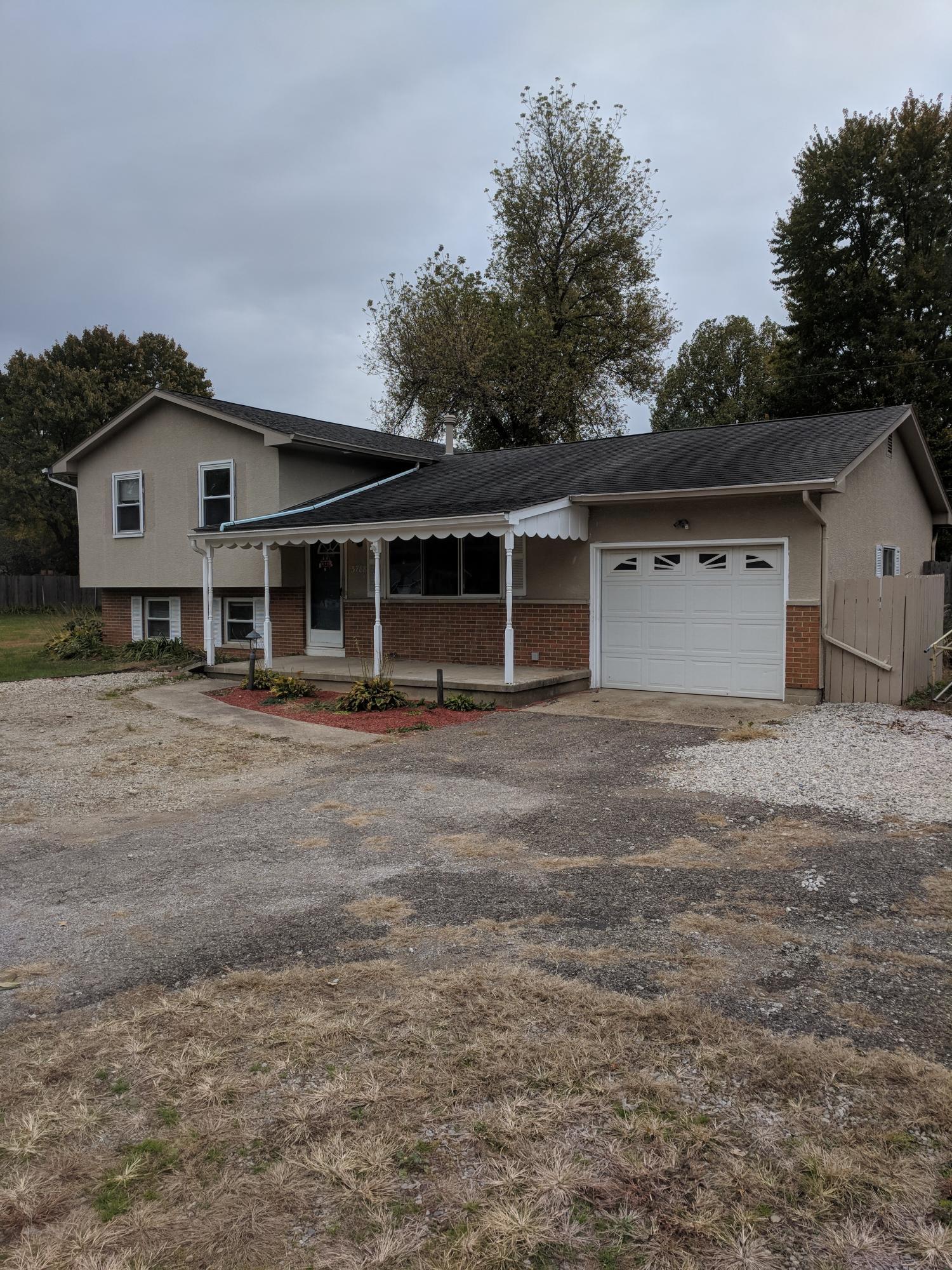 3788 Noe Bixby Road Columbus, OH 43232 - Photo 2 of 22