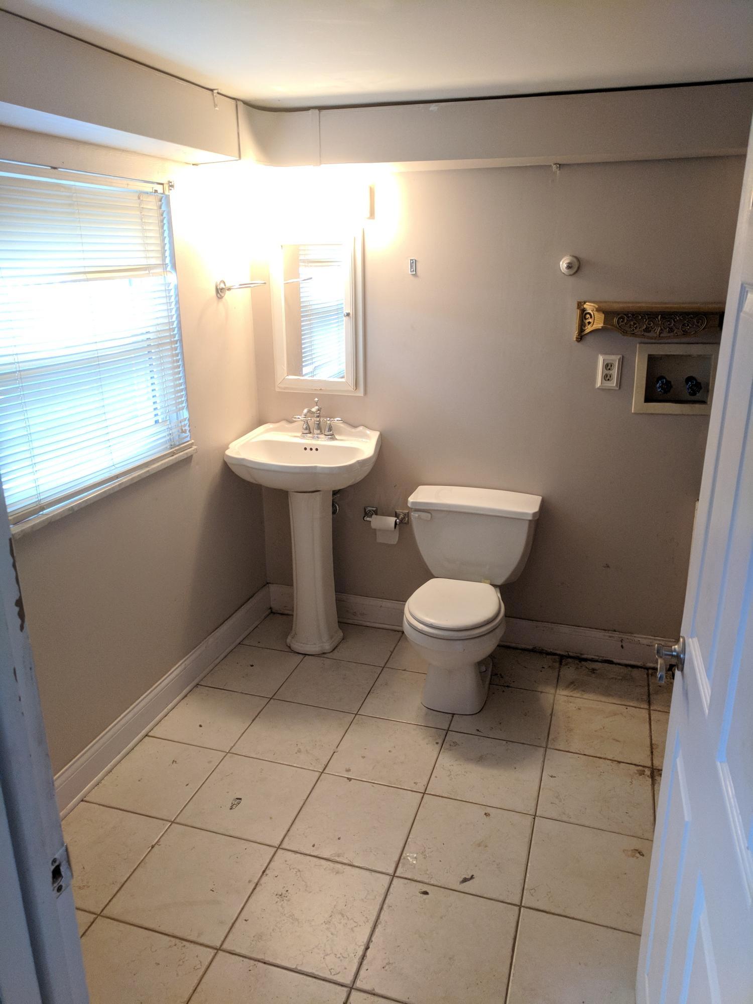 3788 Noe Bixby Road Columbus, OH 43232 - Photo 5 of 22