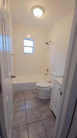 $1,600 | 621 Northwest 5th Avenue, Unit 3, Pompano Beach, FL 33060