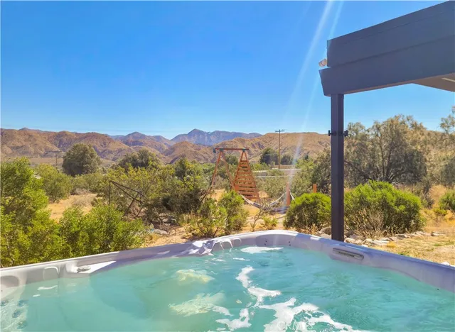 $550,000 | 9405 Lanning Lane, Morongo Valley, CA 92256