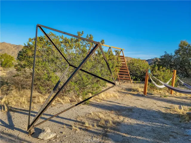 $550,000 | 9405 Lanning Lane, Morongo Valley, CA 92256