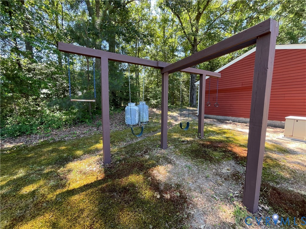 8261 Yahley Mill Road Henrico, VA 23231 - Photo 49 of 55
