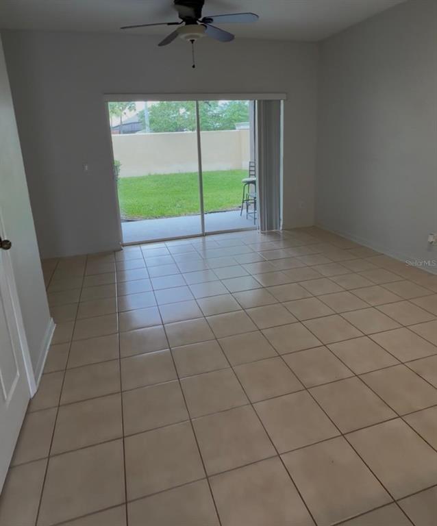 3515 Wilshire Way Road, Unit 49 Orlando, FL 32829 - Photo 3 of 16