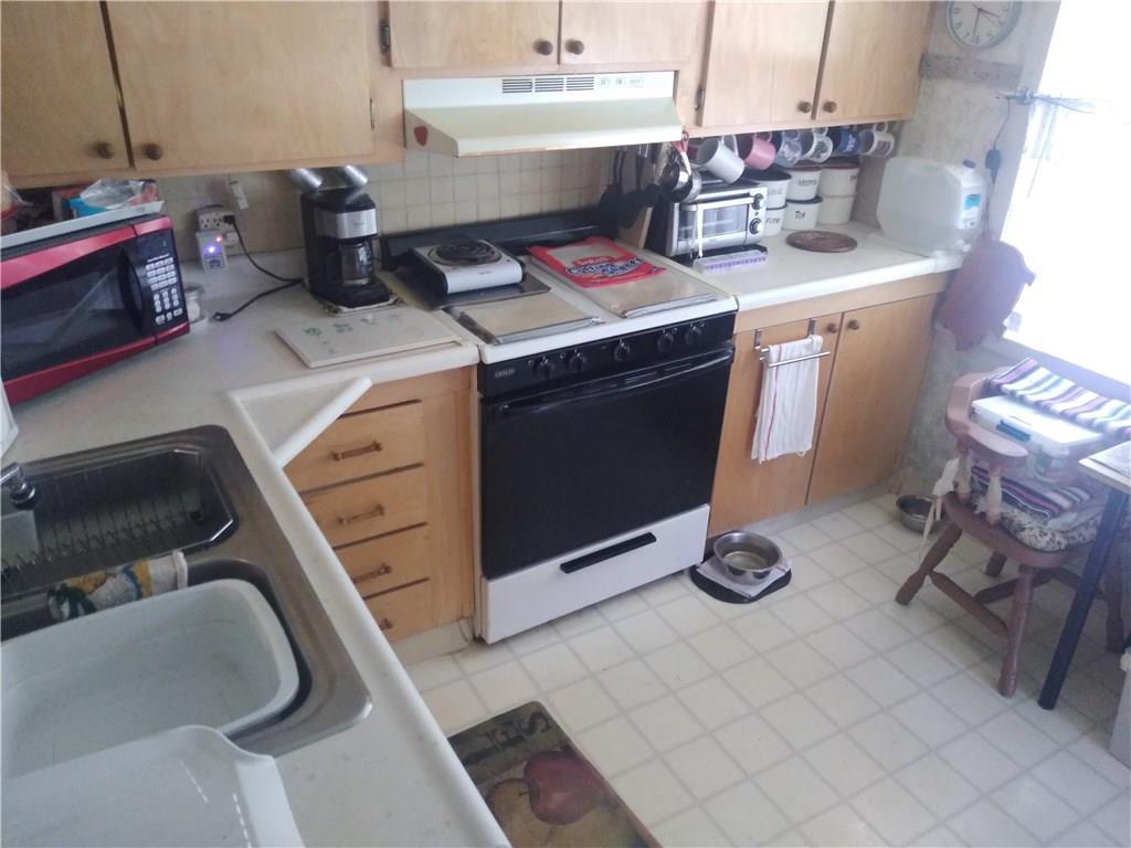 5801 Maple Grove Road Bulger, PA 15019 - Photo 5 of 12