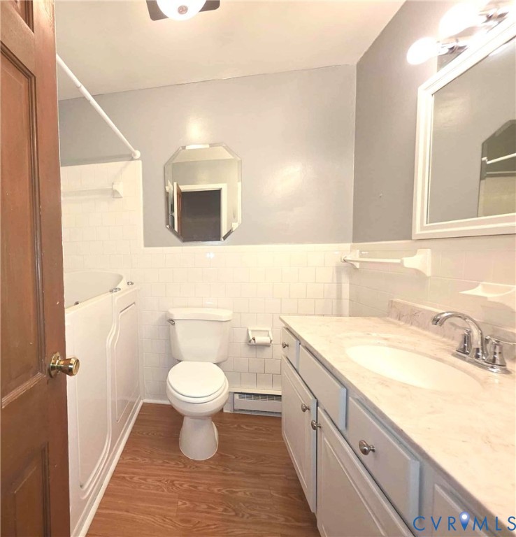 199 Ruritan Drive Emporia, VA 23847 - Photo 24 of 35 a bathroom with a sink toilet and a mirror