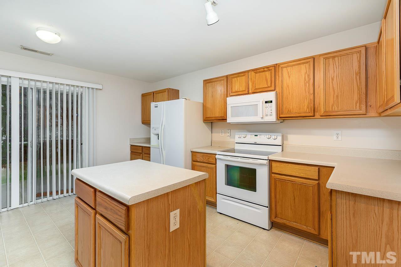 1016 Cookwood Court Raleigh, NC 27610 - Photo 13 of 29 Gallery Image 13