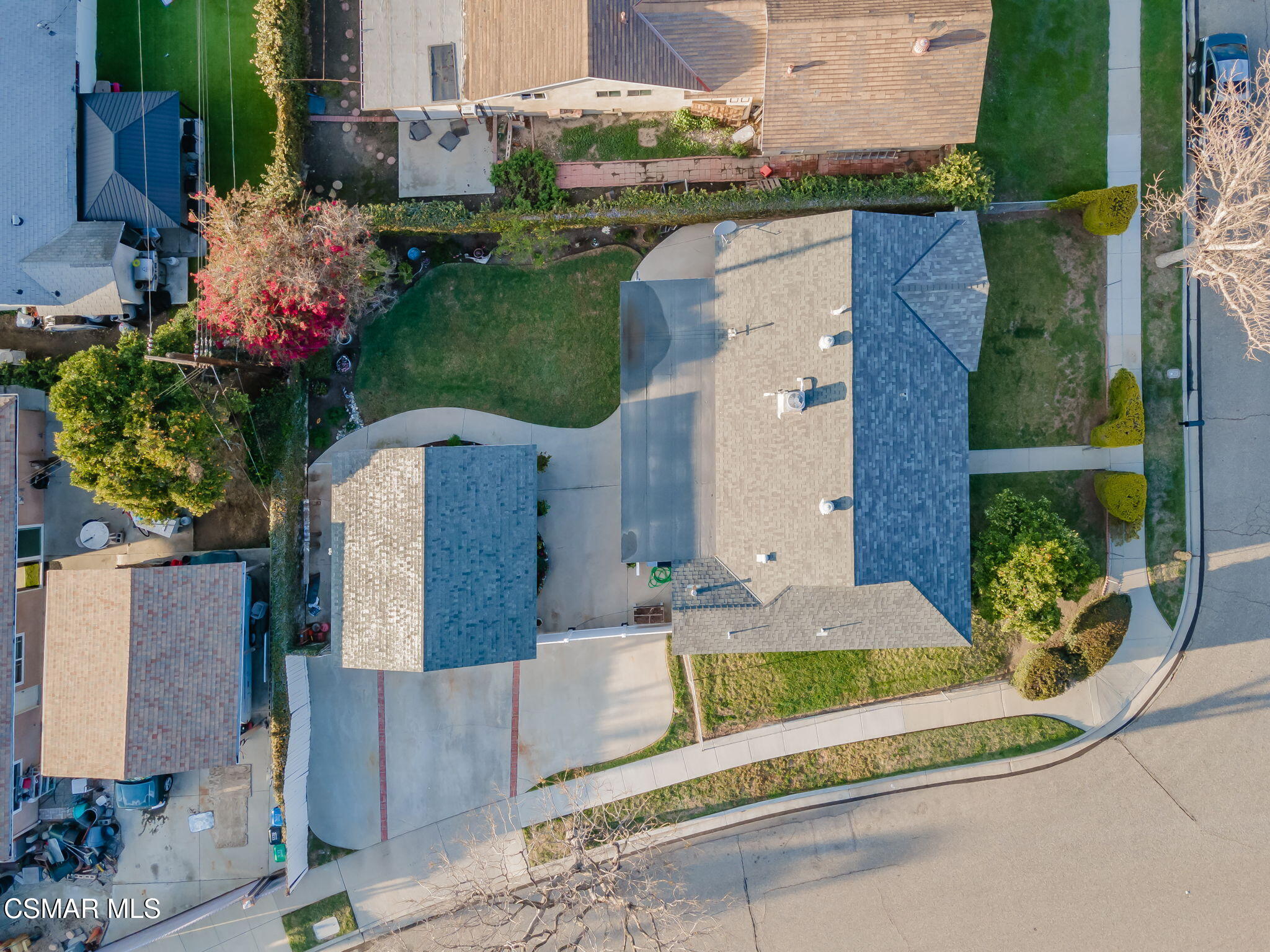 1213 Currant Avenue Simi Valley, CA 93065 - Photo 2 of 53 2-web-or-mls-DJI_0640