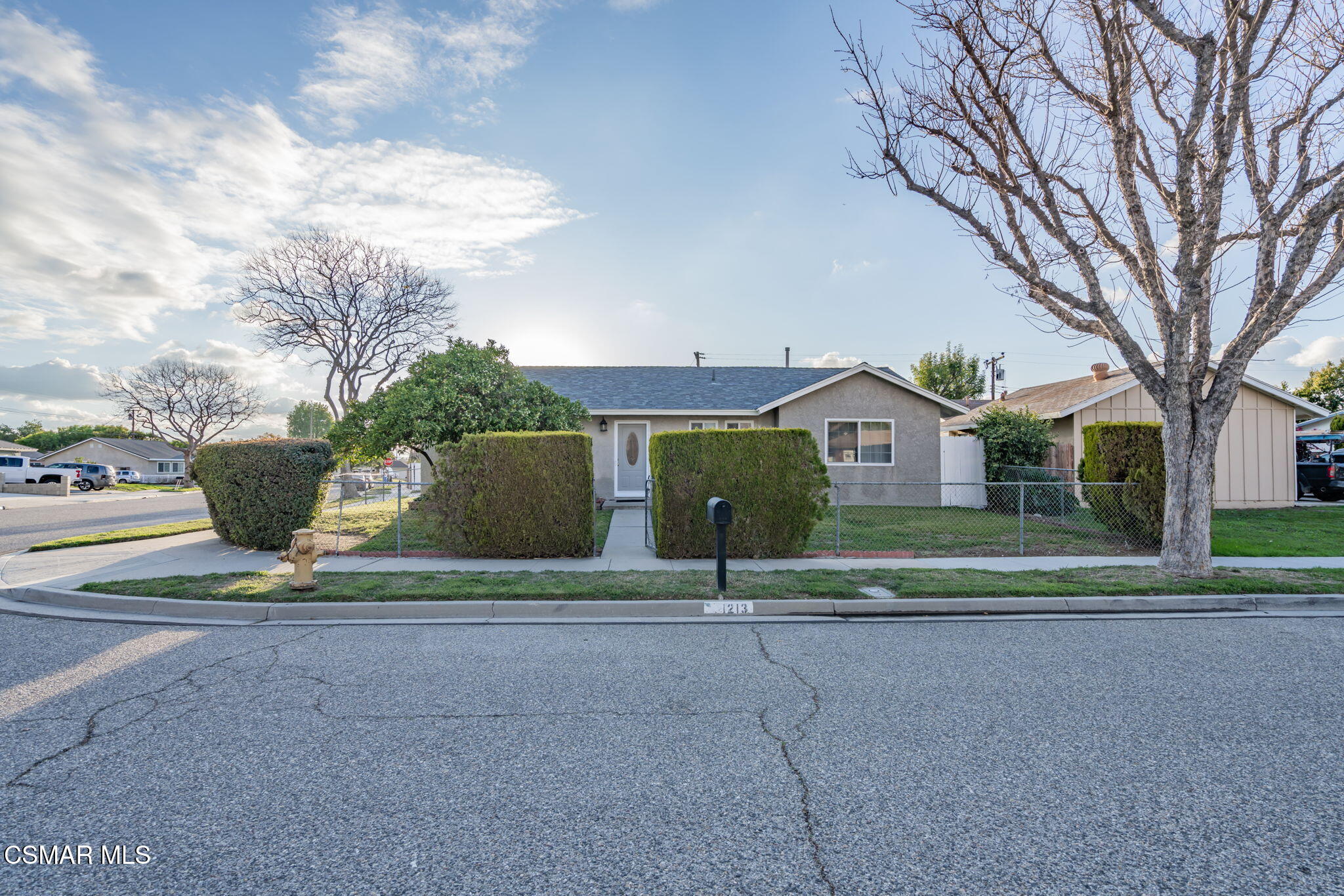 1213 Currant Avenue Simi Valley, CA 93065 - Photo 5 of 53 5-web-or-mls-_CK19749