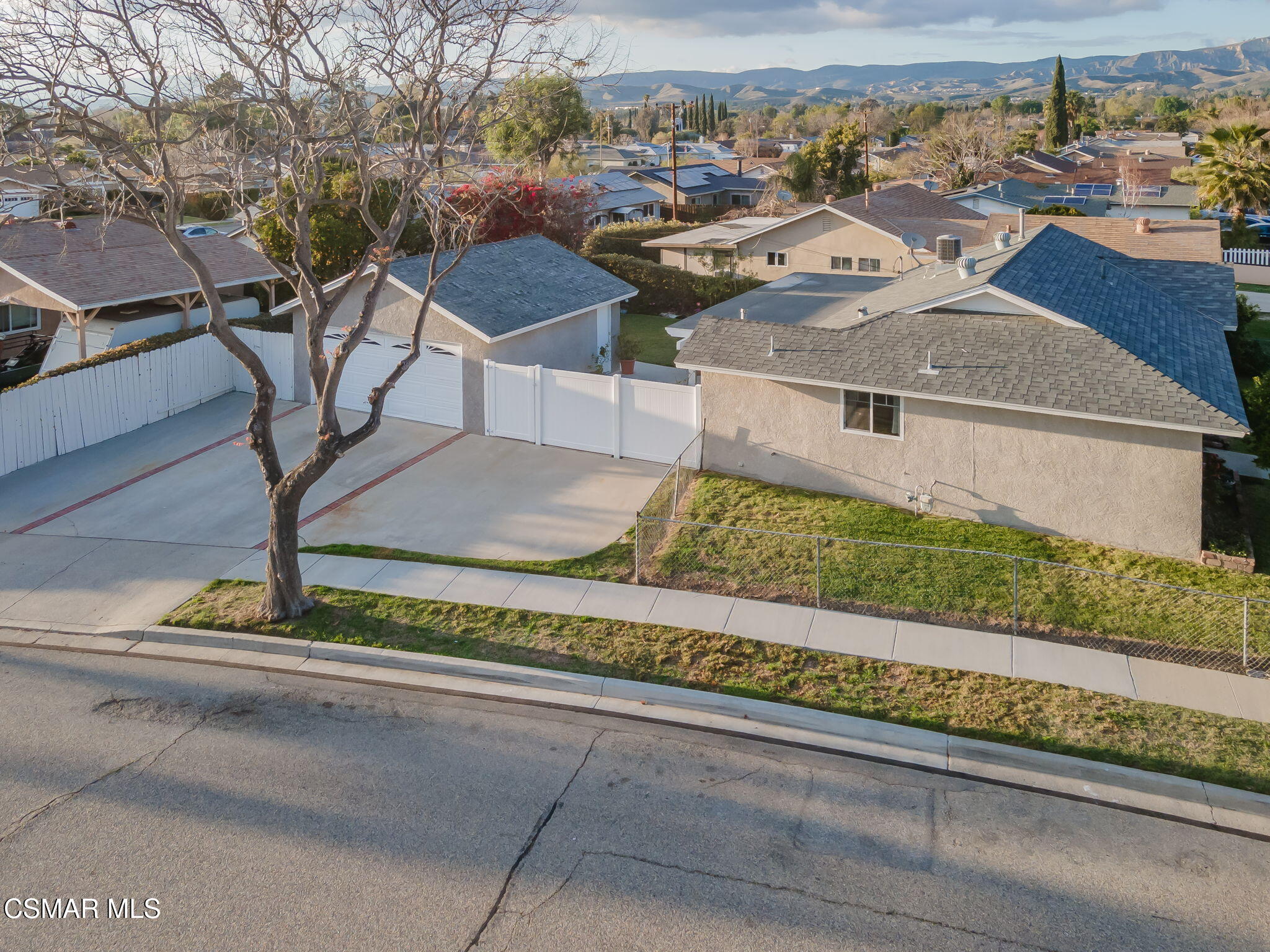 1213 Currant Avenue Simi Valley, CA 93065 - Photo 51 of 53 51-web-or-mls-DJI_0644