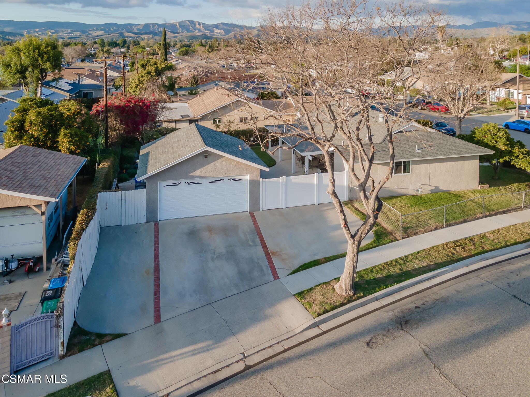 1213 Currant Avenue Simi Valley, CA 93065 - Photo 52 of 53 52-web-or-mls-DJI_0646