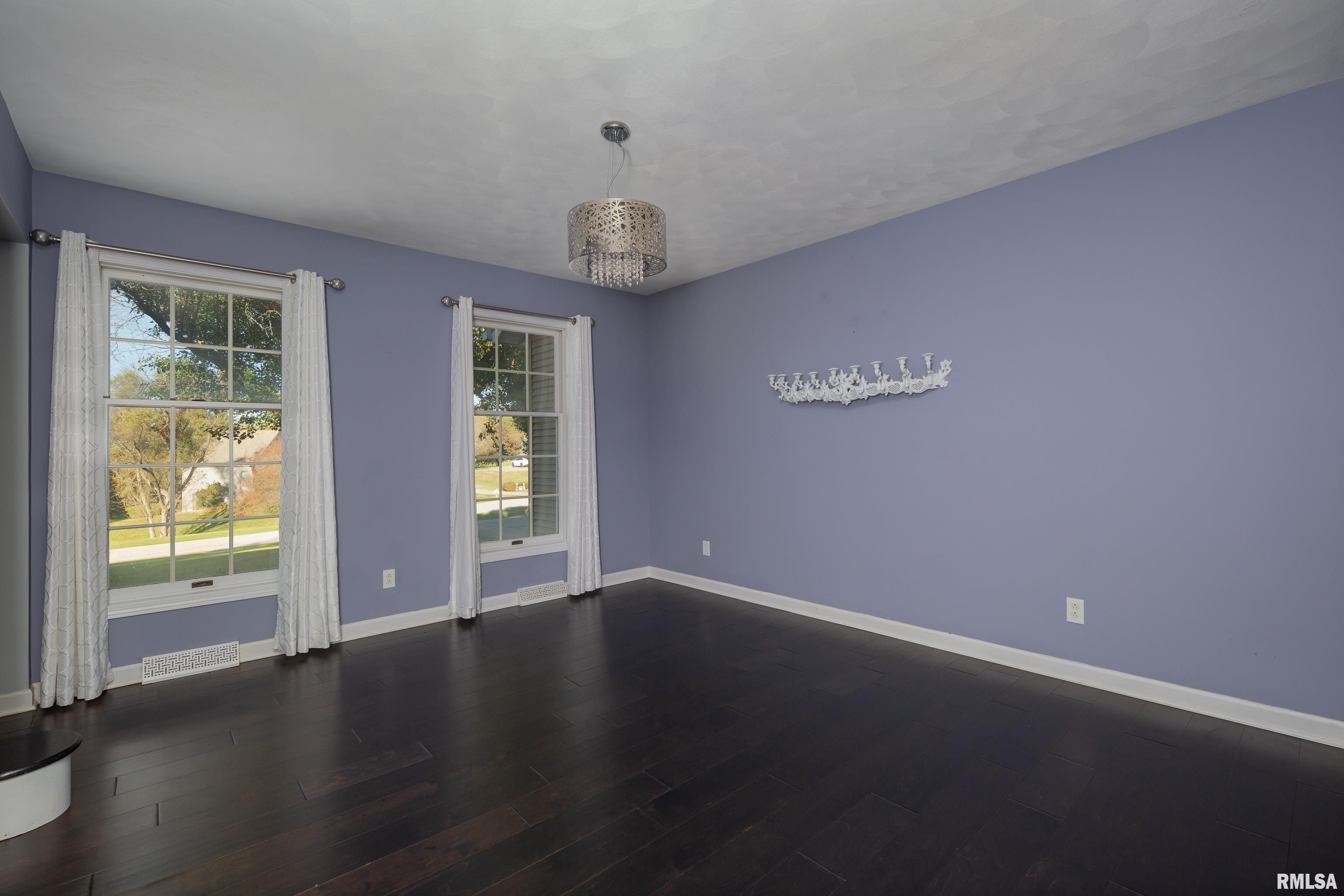 26 Timber Ridge Drive Coal Valley, IL 61240 - Photo 13 of 54