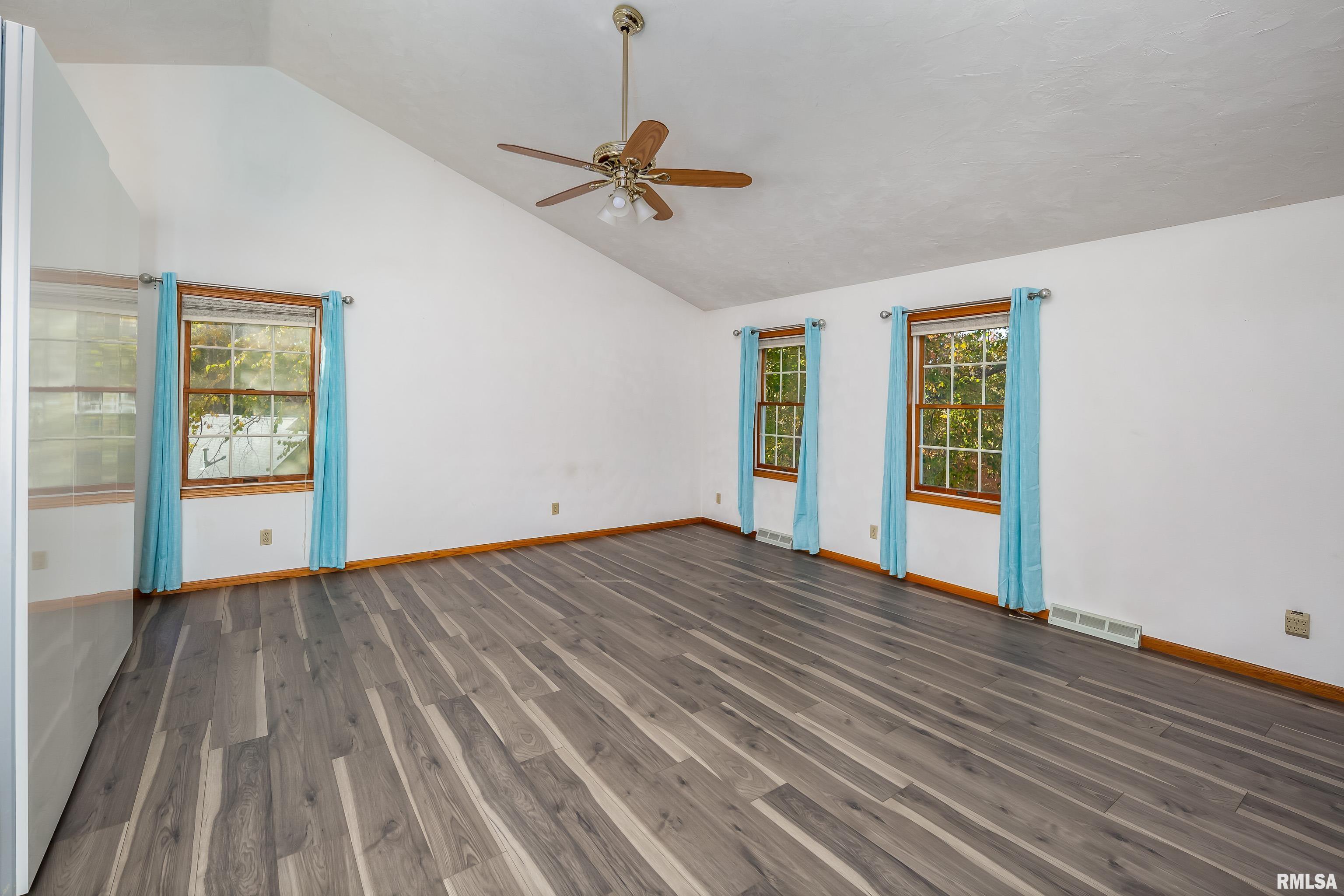 26 Timber Ridge Drive Coal Valley, IL 61240 - Photo 22 of 54