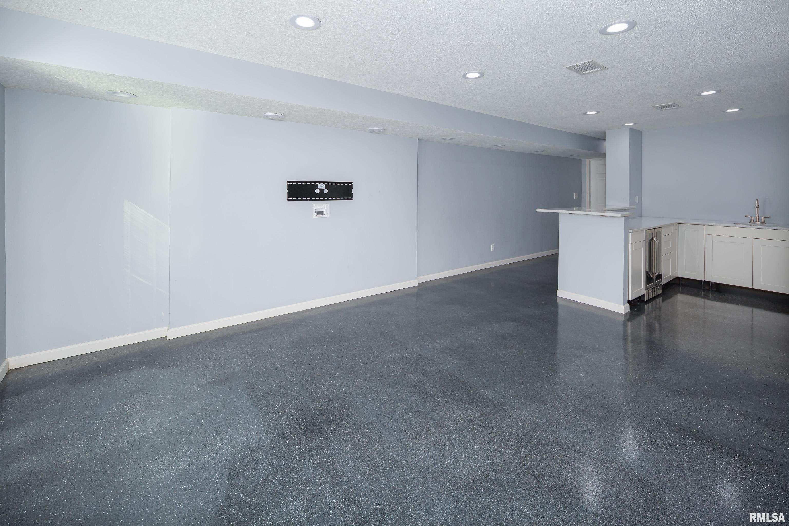 26 Timber Ridge Drive Coal Valley, IL 61240 - Photo 36 of 54