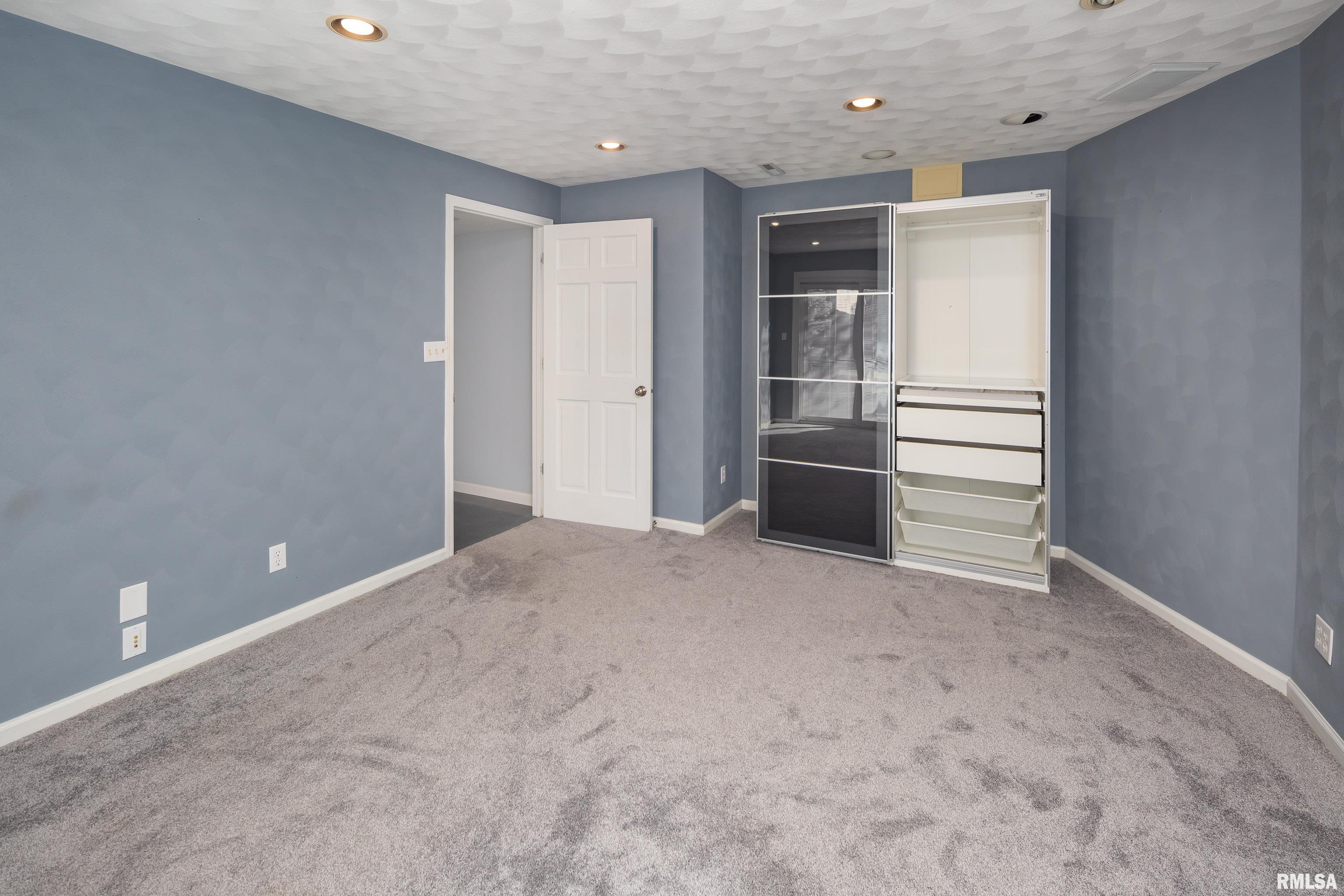 26 Timber Ridge Drive Coal Valley, IL 61240 - Photo 39 of 54