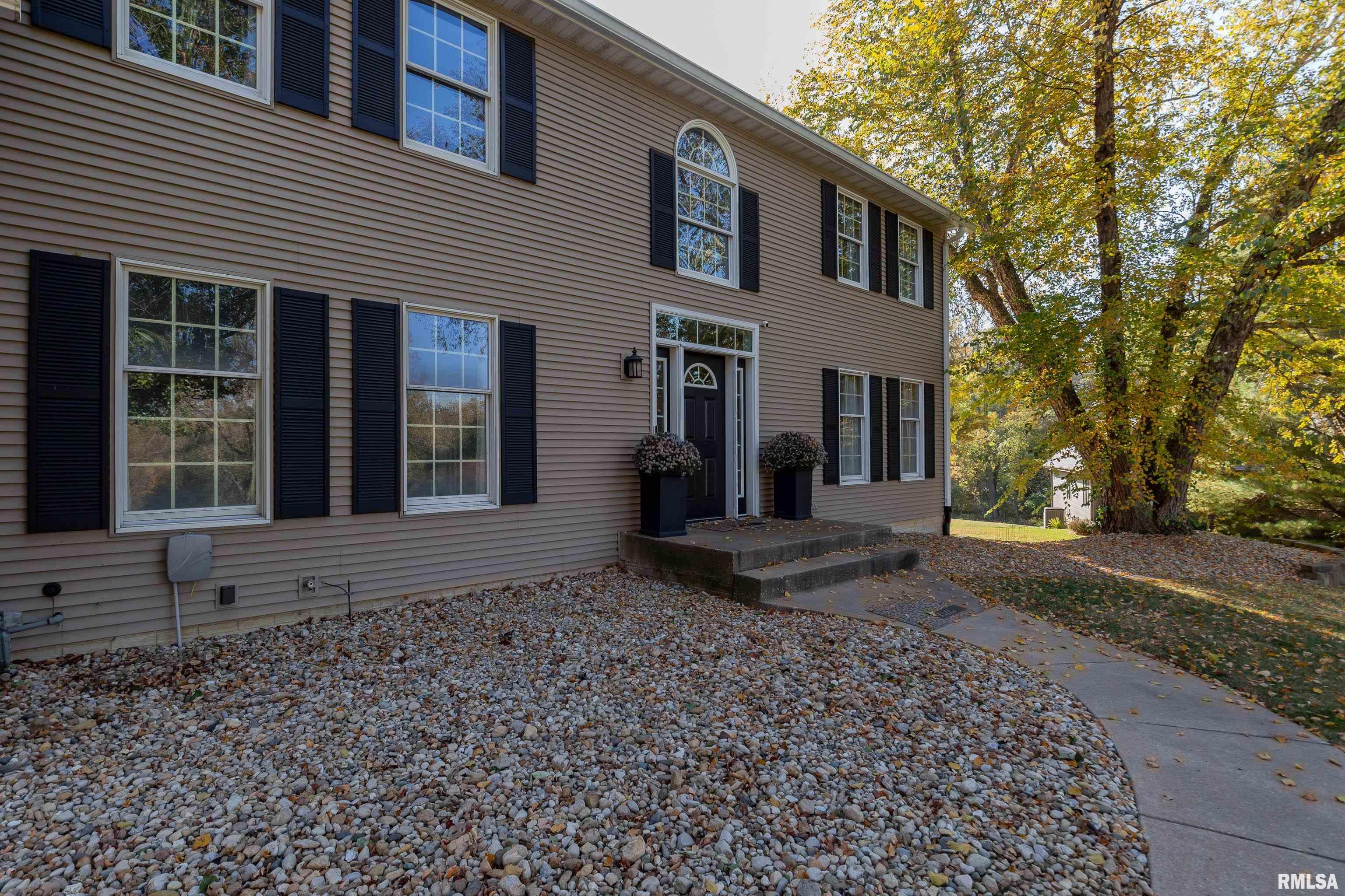 26 Timber Ridge Drive Coal Valley, IL 61240 - Photo 4 of 54