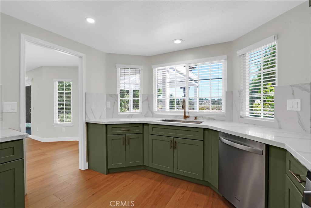 12144 Shadow Ridge Way Porter Ranch, CA 91326 - Photo 13 of 45