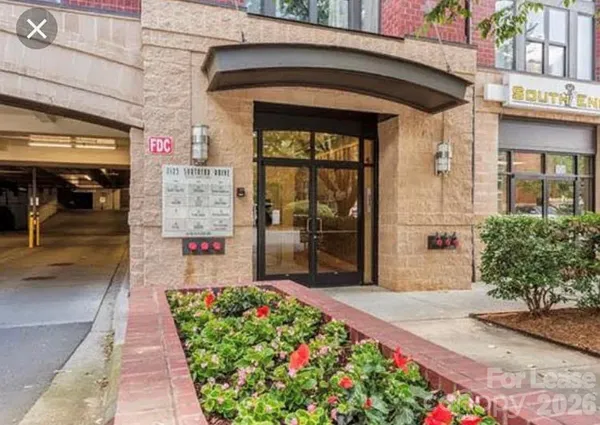 $1,850 | 2125 Southend Drive, Unit 310, Charlotte, NC 28203