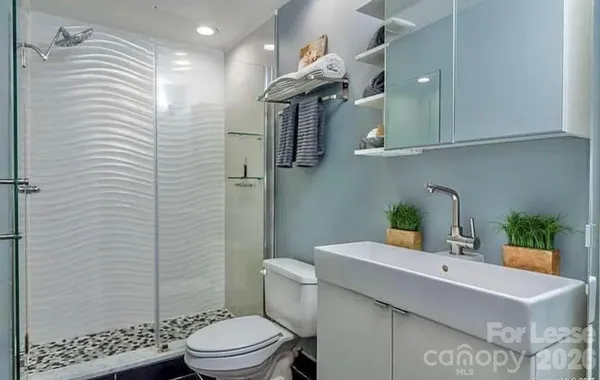 $1,850 | 2125 Southend Drive, Unit 310, Charlotte, NC 28203