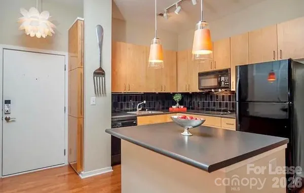 $1,850 | 2125 Southend Drive, Unit 310, Charlotte, NC 28203