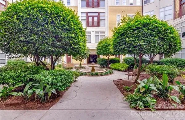 $1,850 | 2125 Southend Drive, Unit 310, Charlotte, NC 28203