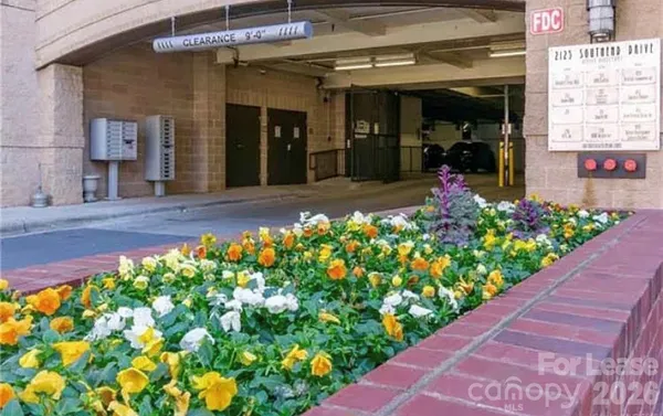 $1,850 | 2125 Southend Drive, Unit 310, Charlotte, NC 28203