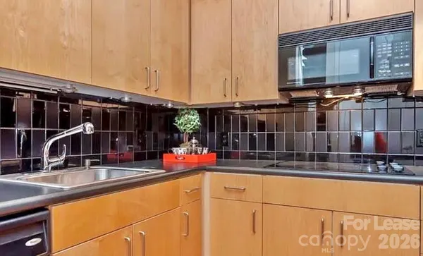 $1,850 | 2125 Southend Drive, Unit 310, Charlotte, NC 28203