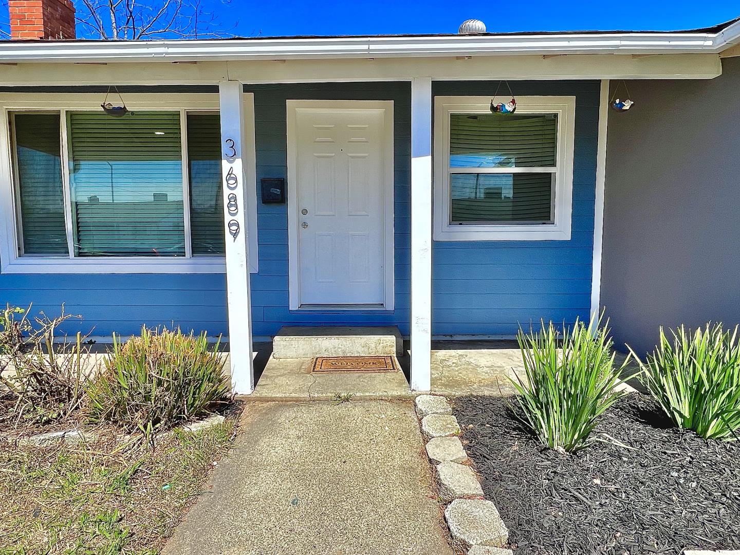 3689 McClellan Drive North Highlands, CA 95660 - Photo 3 of 20 a view of a entryway door front of house