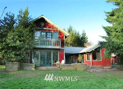 5401 Southwest Point Robinson Road Vashon, WA 98070 - Photo 1 of 1