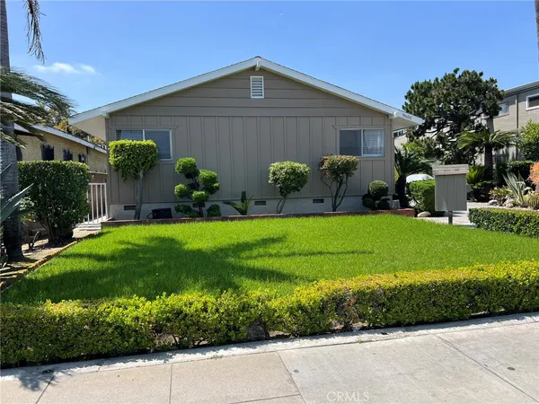 $1,195,000 | 9601 San Juan Avenue, South Gate, CA 90280