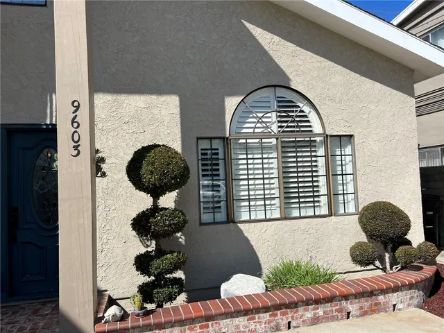 $1,295,000 | 9601 San Juan Avenue, South Gate, CA 90280
