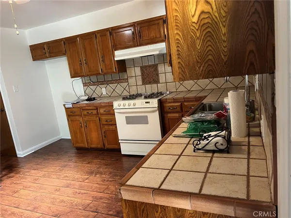 $1,195,000 | 9601 San Juan Avenue, South Gate, CA 90280