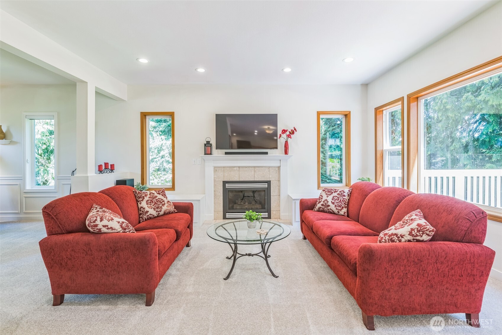 14542 144th Place Southeast Renton, WA 98059 - Photo 6 of 33 Gallery Image 6