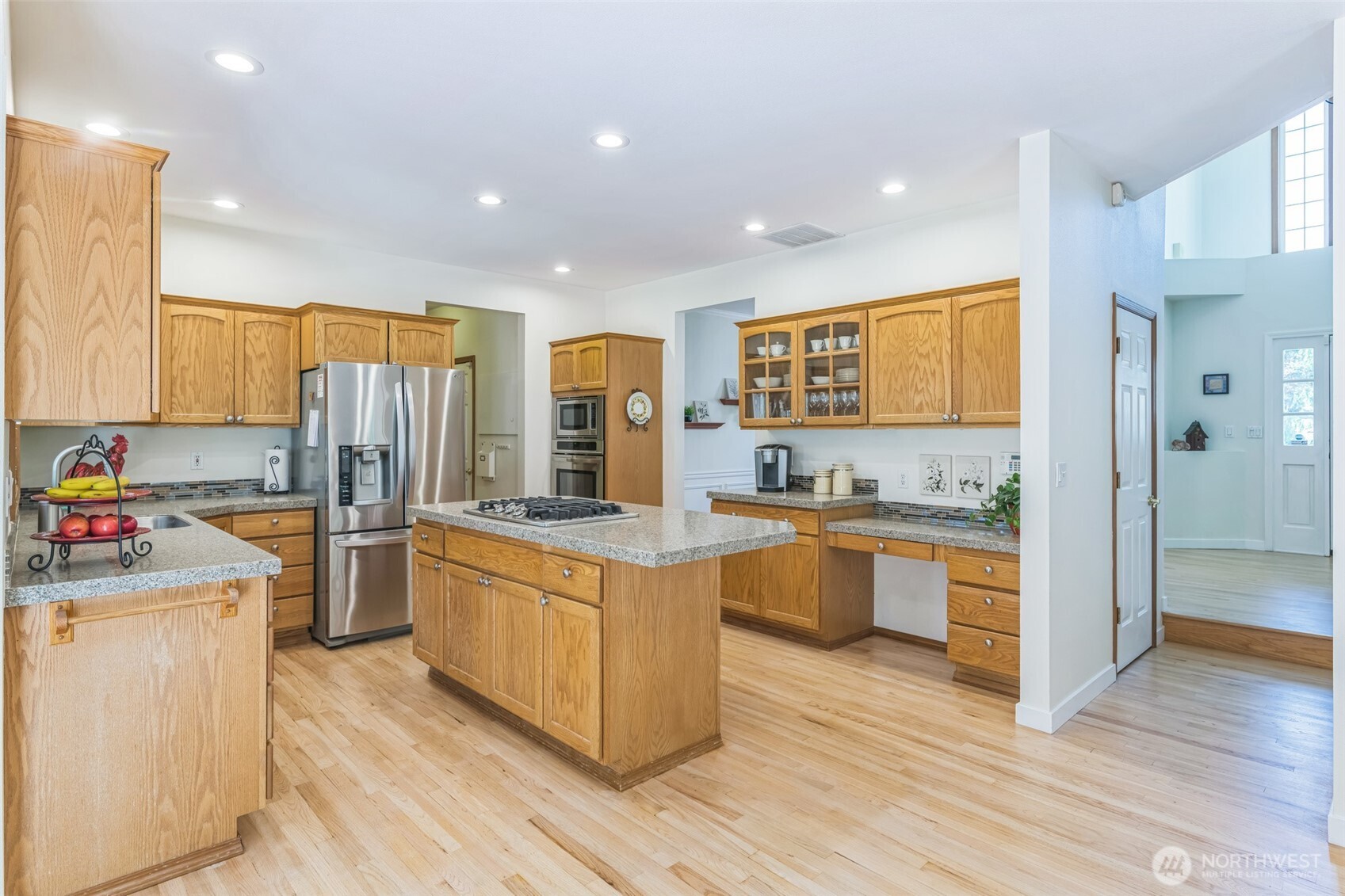 14542 144th Place Southeast Renton, WA 98059 - Photo 9 of 33 Gallery Image 9