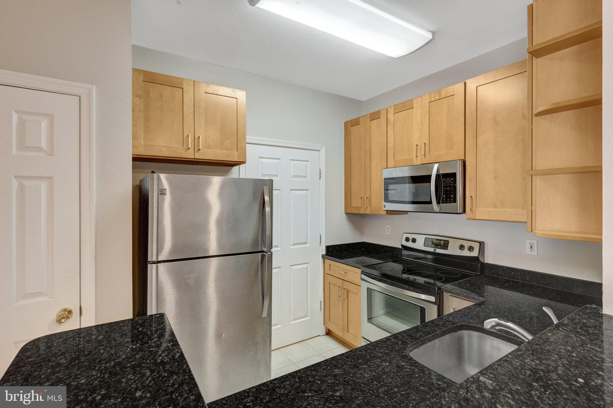1580 Spring Gate Dr., Unit 4111 McLean, VA 22102 - Photo 11 of 34