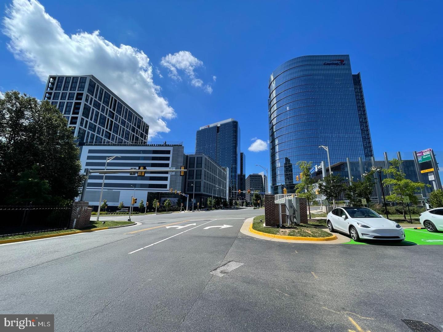 1580 Spring Gate Dr., Unit 4111 McLean, VA 22102 - Photo 27 of 34