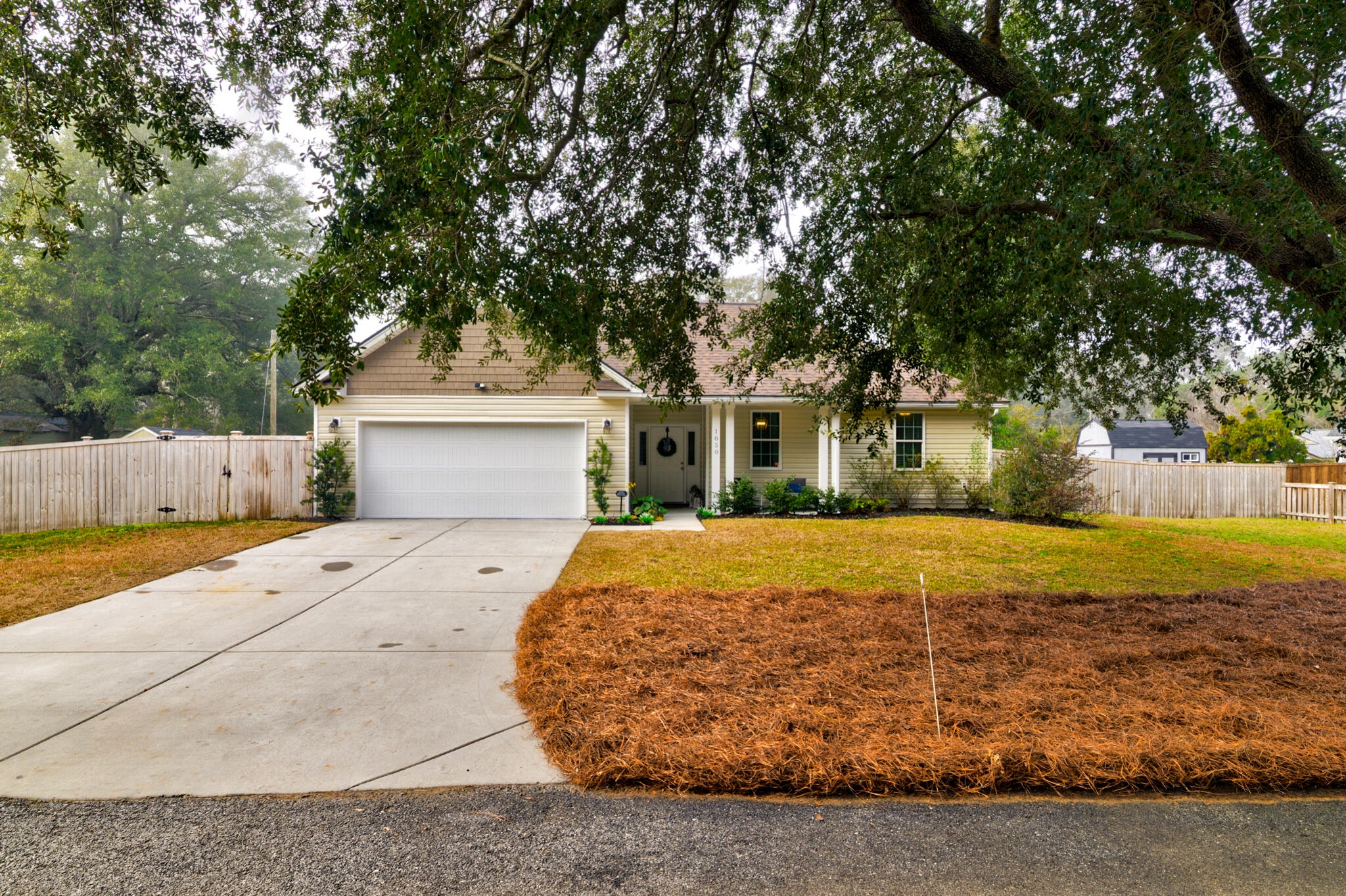 1050 Ben Road Charleston, SC 29412 - Photo 1 of 36 1050 Ben - 33 - CMG