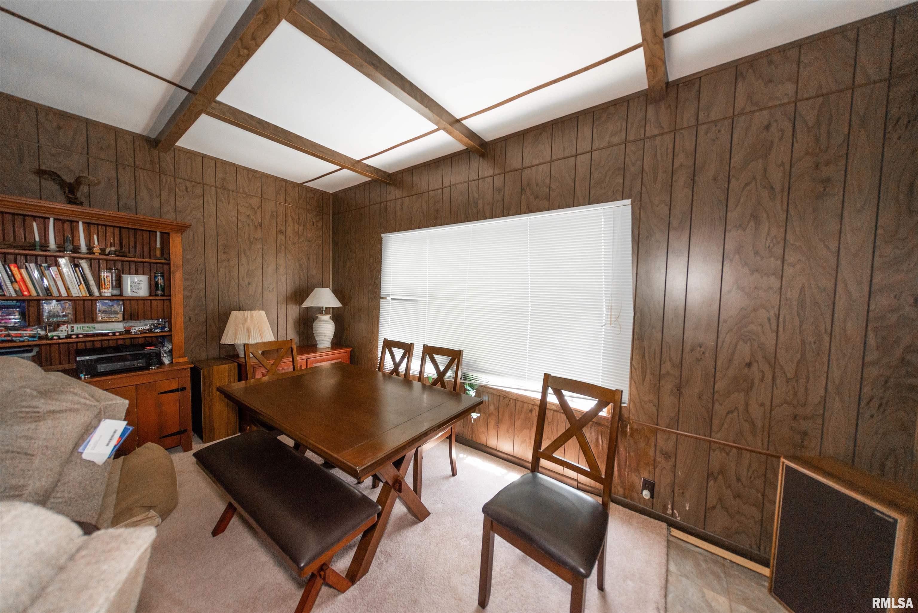 605 West State Street Buckner, IL 62819 - Photo 9 of 31