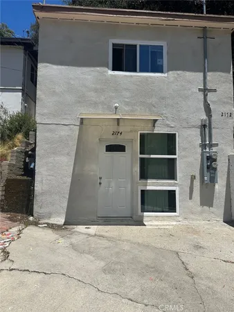$1,900 | 2174 North Beverly Glen Boulevard, Los Angeles, CA 90077