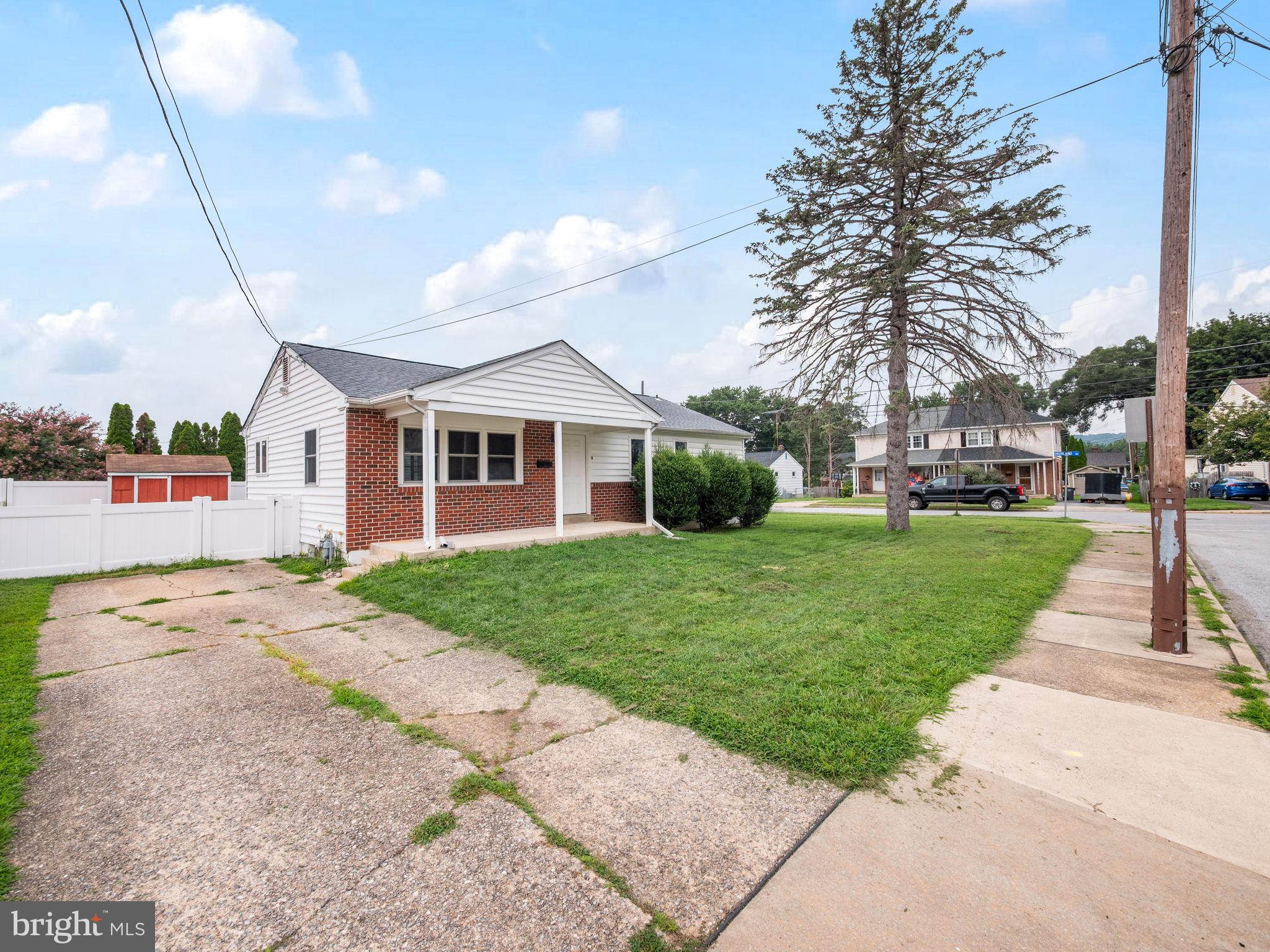 8 Rock Raymond Road Downingtown, PA 19335 - Photo 18 of 22 Charming home with spacious yard and curb appeal.