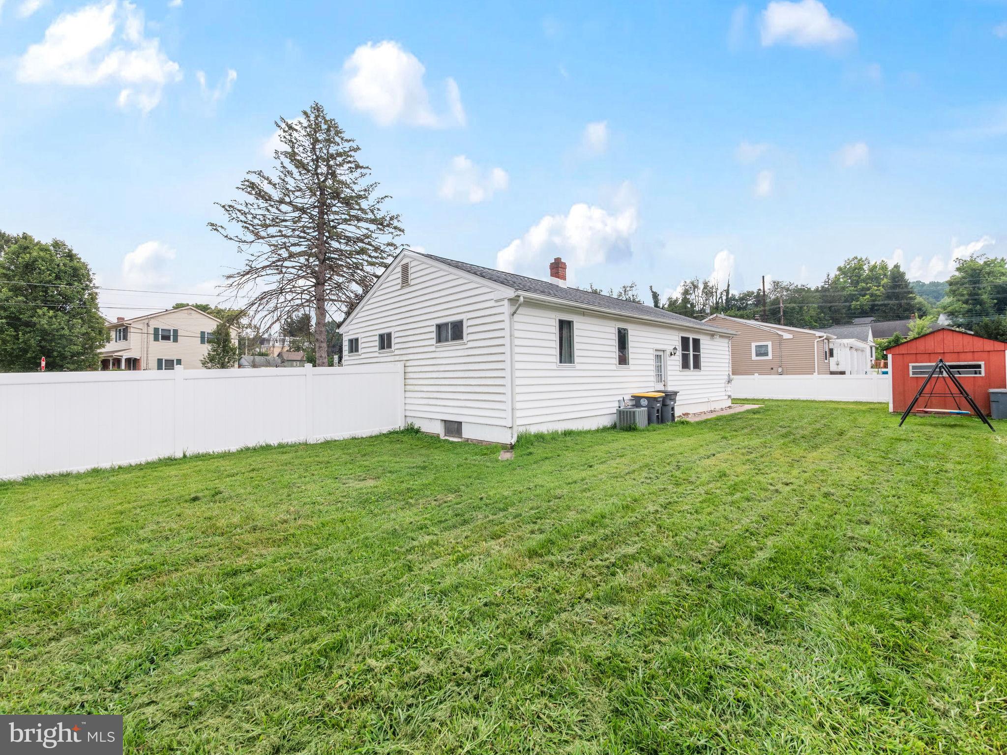 8 Rock Raymond Road Downingtown, PA 19335 - Photo 20 of 22 Charming home with spacious backyard oasis.