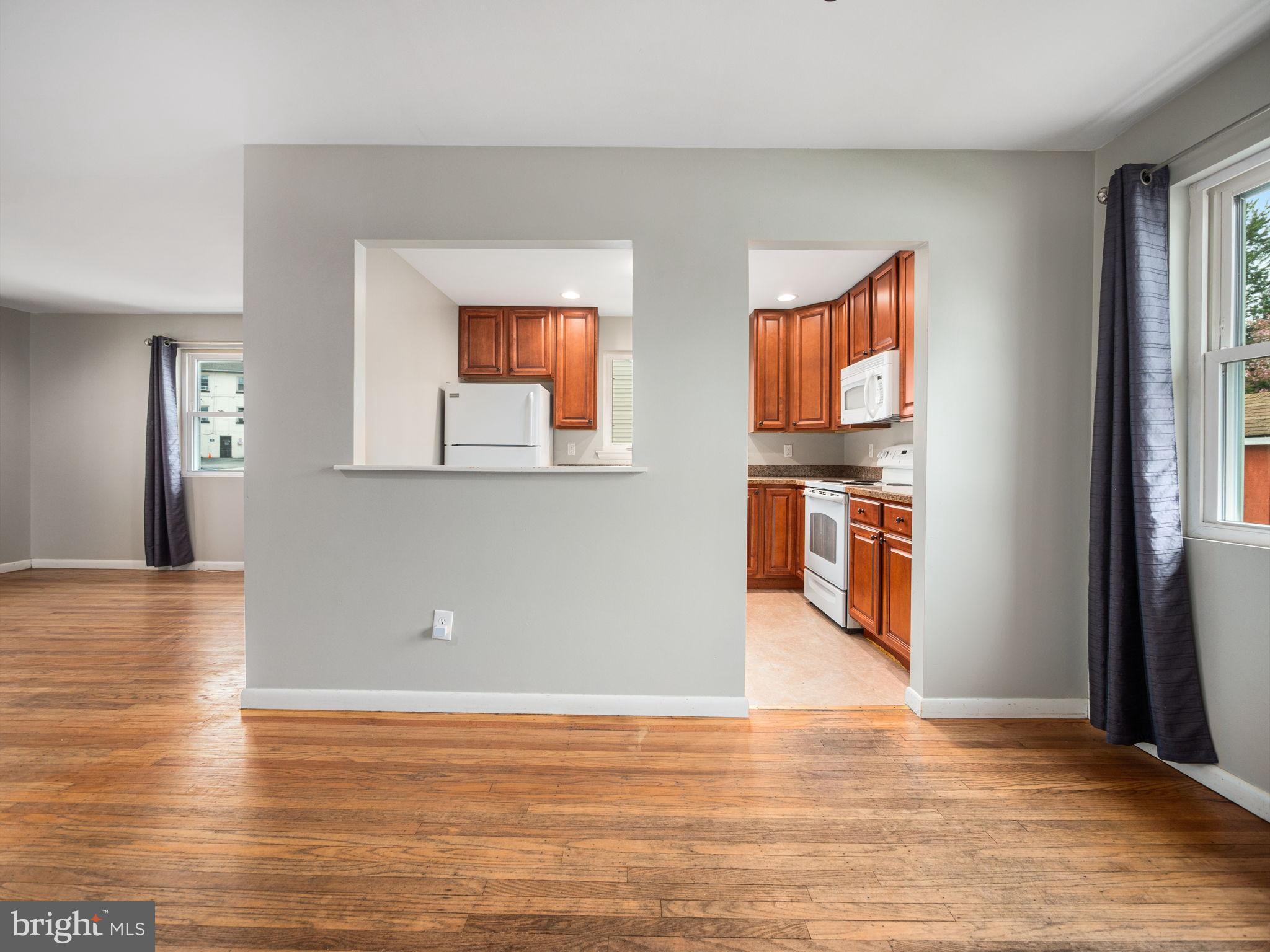 8 Rock Raymond Road Downingtown, PA 19335 - Photo 5 of 22 Pass through to kitchen