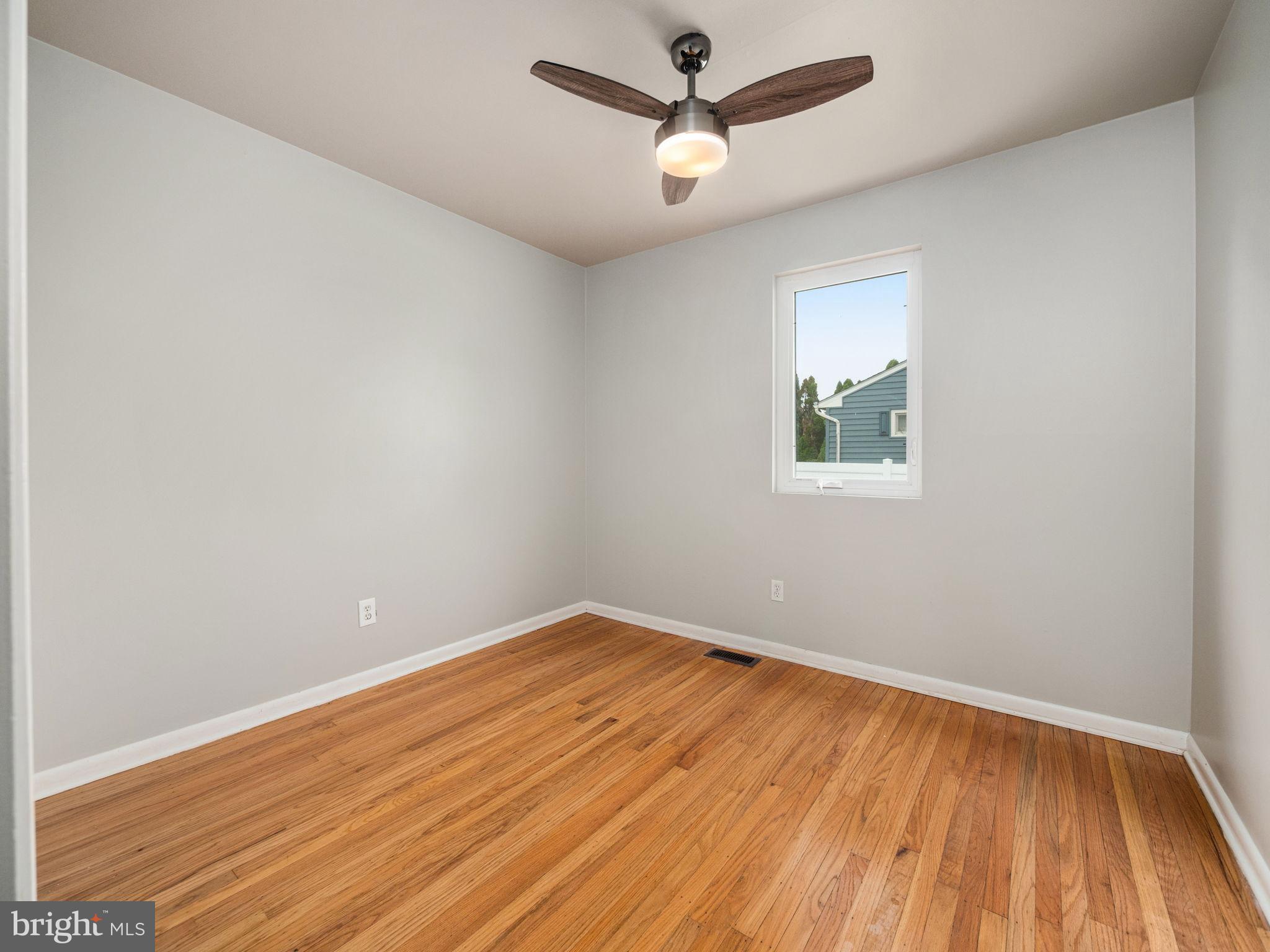 8 Rock Raymond Road Downingtown, PA 19335 - Photo 8 of 22 Bright and airy bedroom with hardwood floors.