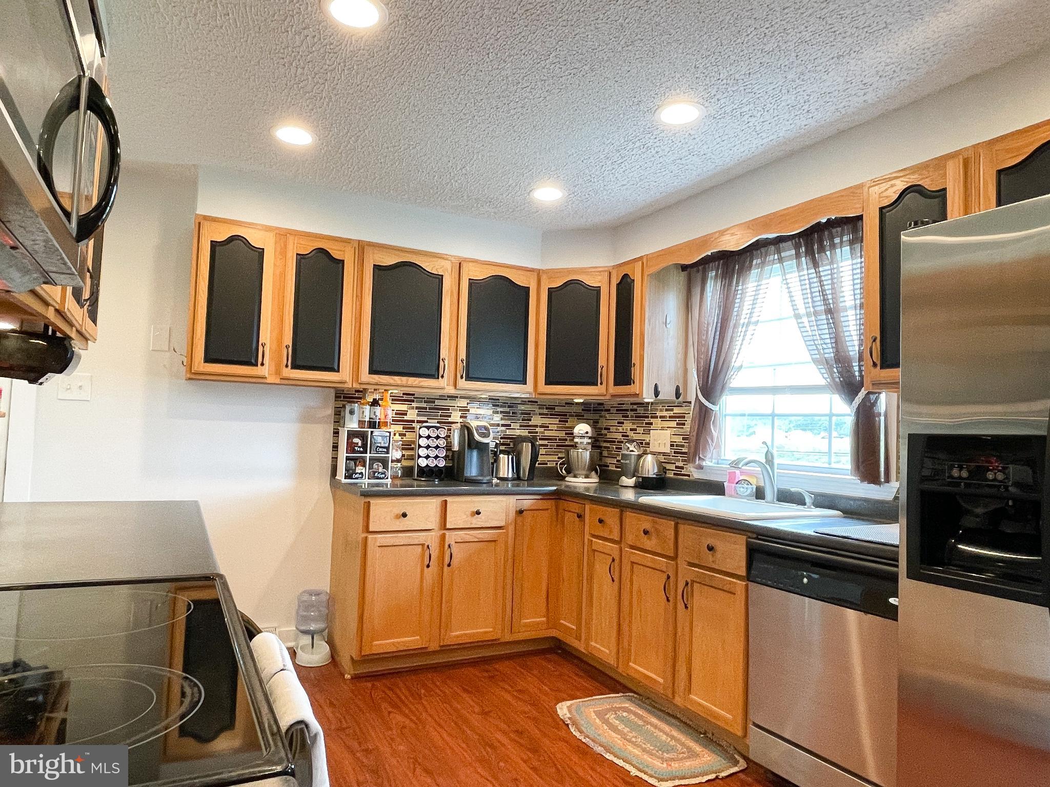 93 Clems Drive Ranson, WV 25438 - Photo 10 of 37 Gallery Image 10