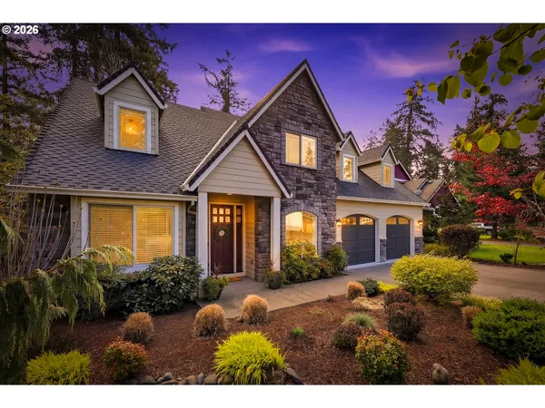 $1,089,000 | 15498 Southeast River Forest Drive, Milwaukie, OR 97267