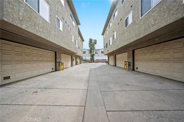 $559,000 | 19018 Sherman Way, Unit 106, Reseda, CA 91335