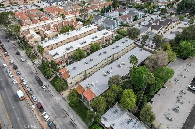 $559,000 | 19018 Sherman Way, Unit 106, Reseda, CA 91335